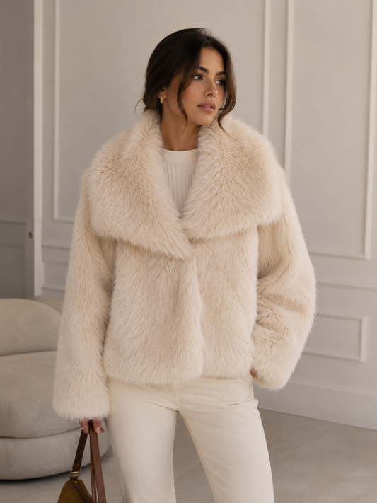 Abrigo Aurora Luxe – Efecto Pelo Premium para Mujer