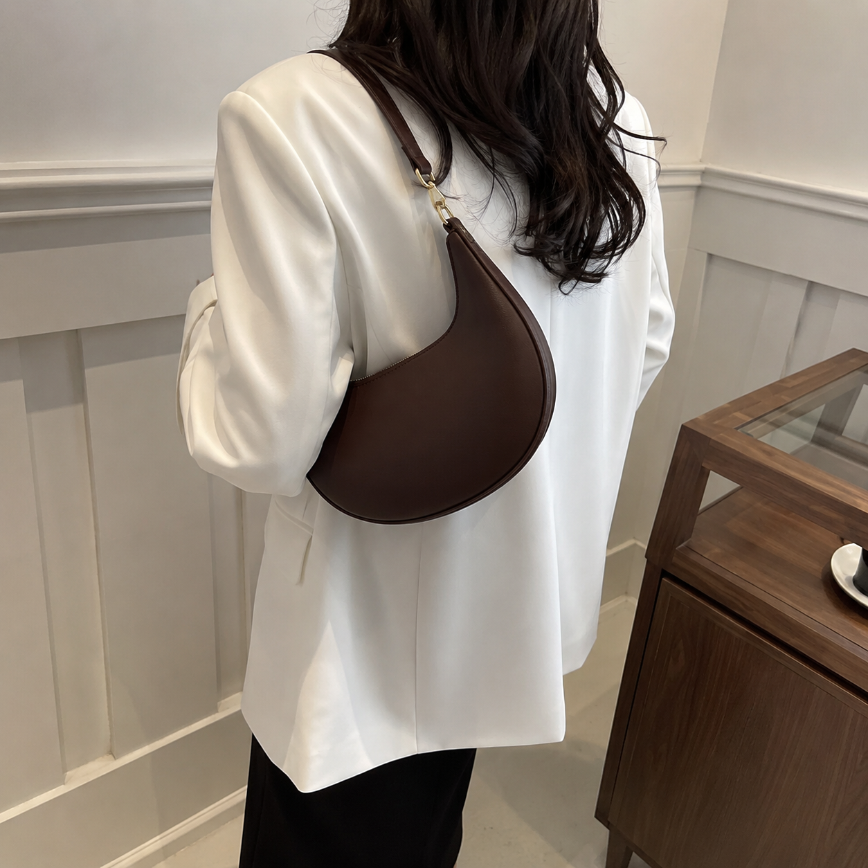 Bolso Luna Elegance – Diseño Curvo Premium